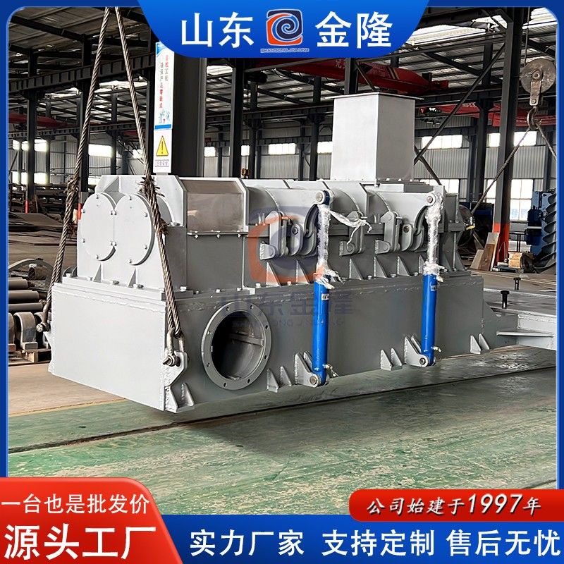 360搓磨分絲機(jī)發(fā)貨現(xiàn)場.jpg